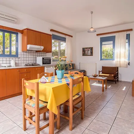 Roula Apartment Palaiochora