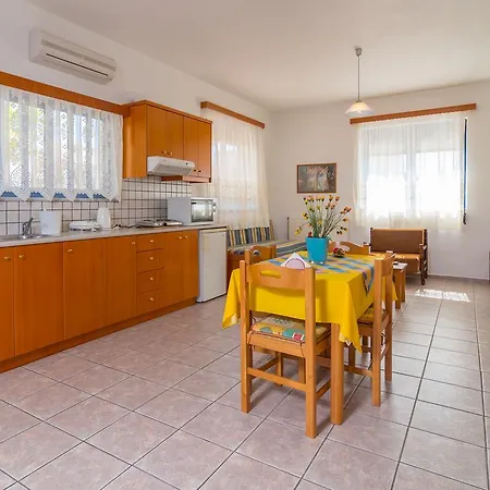 Apartment Roula *